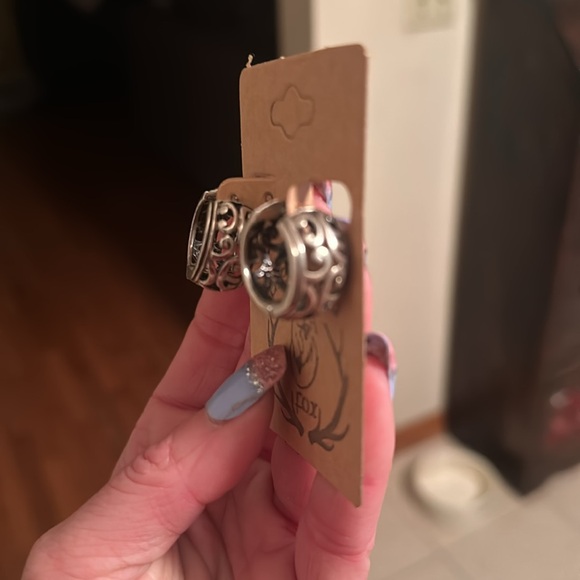 Silpada earrings - Picture 2 of 3